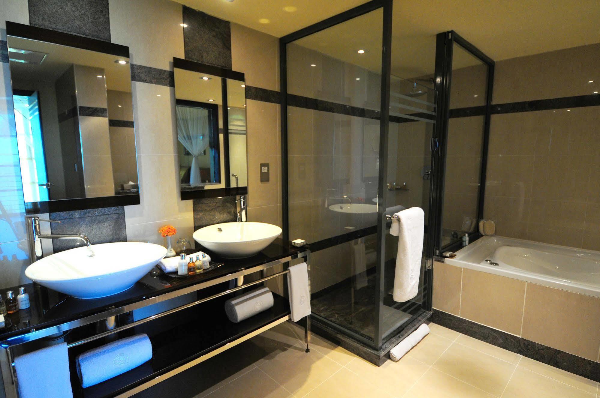 Speke Resort & Conference Centre Munyonyo Eksteriør billede
